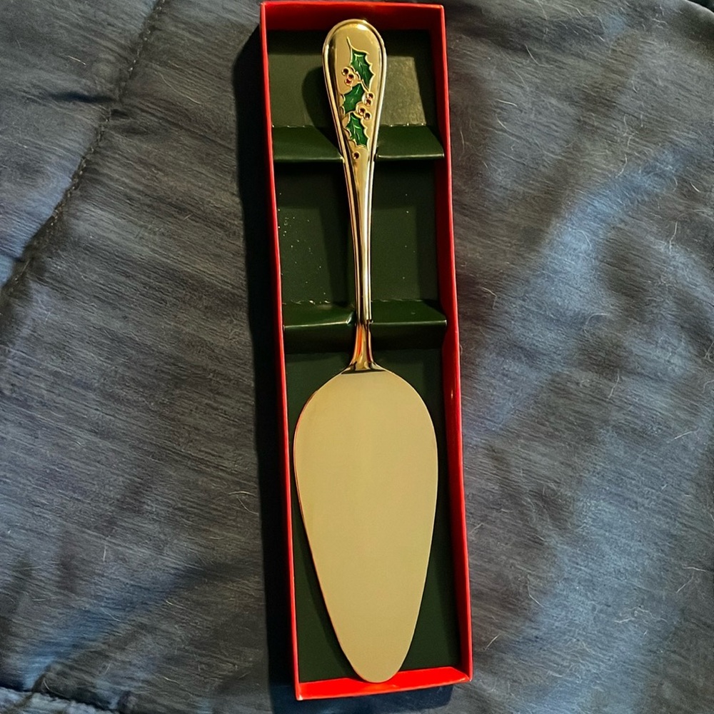 Christmas pie server